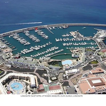 Lanzarote Yacht Bateau-hôtel