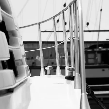 Lanzarote Yacht Playa Blanca (Lanzarote)